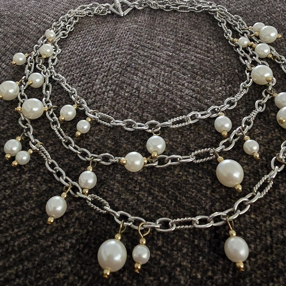 Multi strand Pearl Necklace - Picture 1 of 3